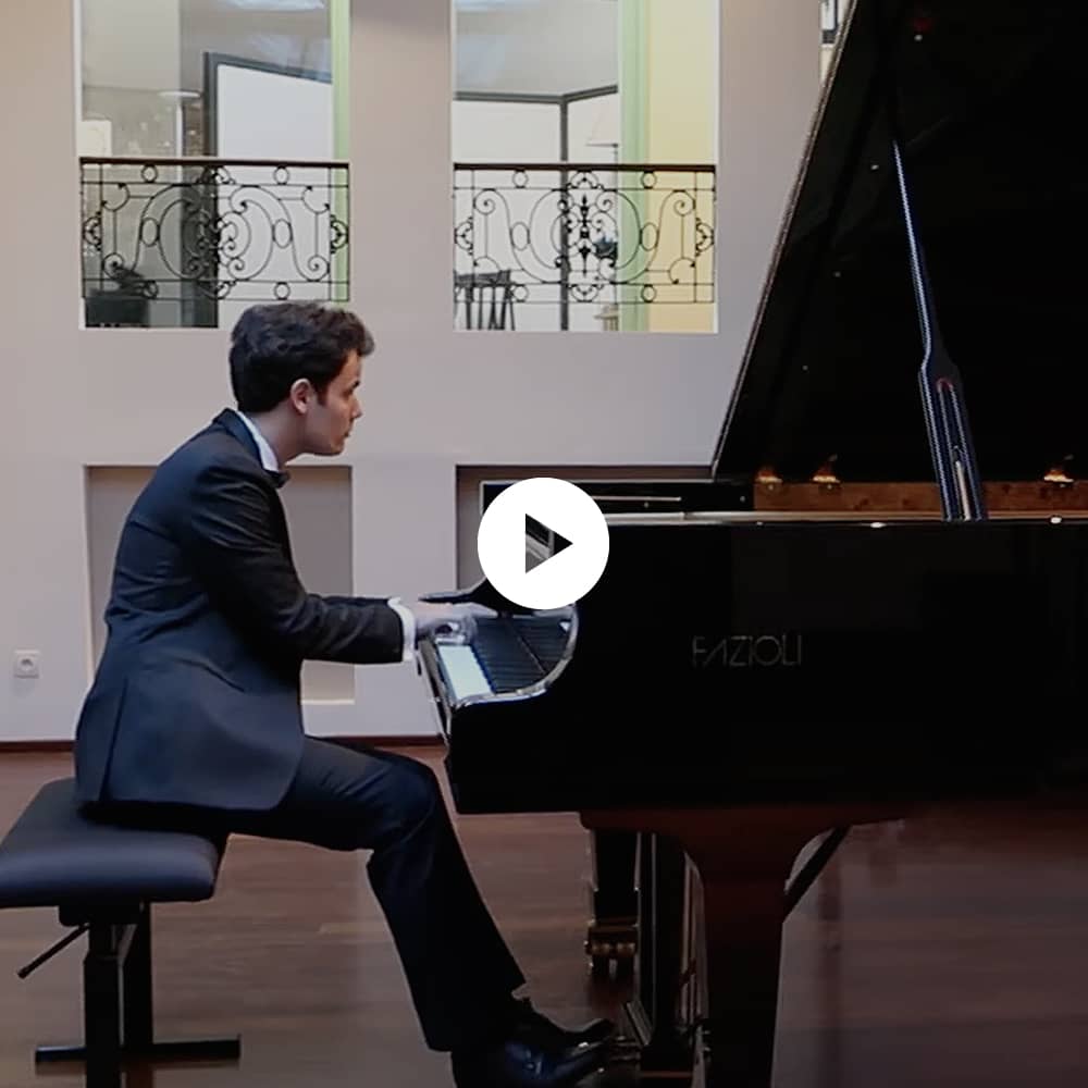 Paolo Rigutto interprète la Sonate Waldstein de Beethoven et la Sonatine de Ravel