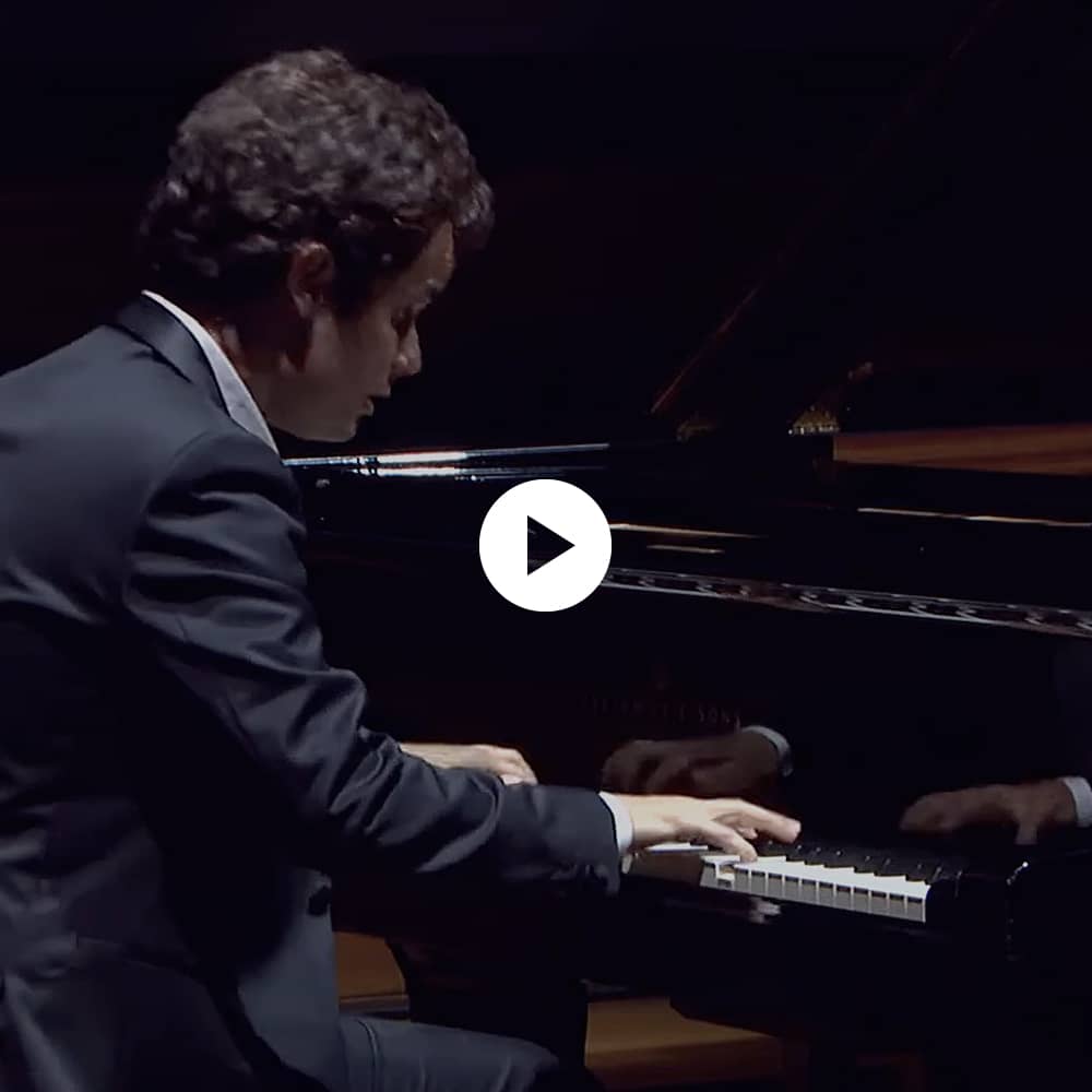 Paolo Rigutto interprète la Sonate K. 333 en si bémol majeur de Mozart